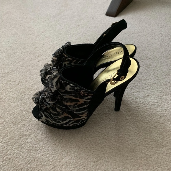 Guess Tiger Heels - Picture 3 of 5